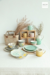 Colorful Summer Time Tableware Collection