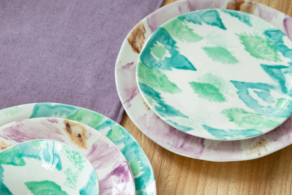 Creating a Cohesive Brand Identity Through Custom Ceramic Tableware