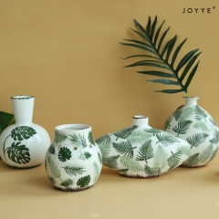 The White and Green Crackle Glaze Vase Collection by Joyye