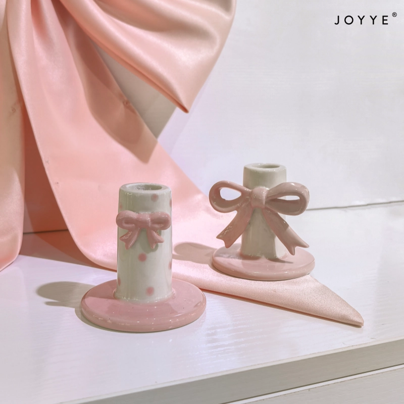 Sweet Embossed Bow-shaped Candle Holders