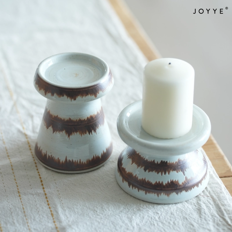 OEM Retro White Reactive Glaze Candle Holders